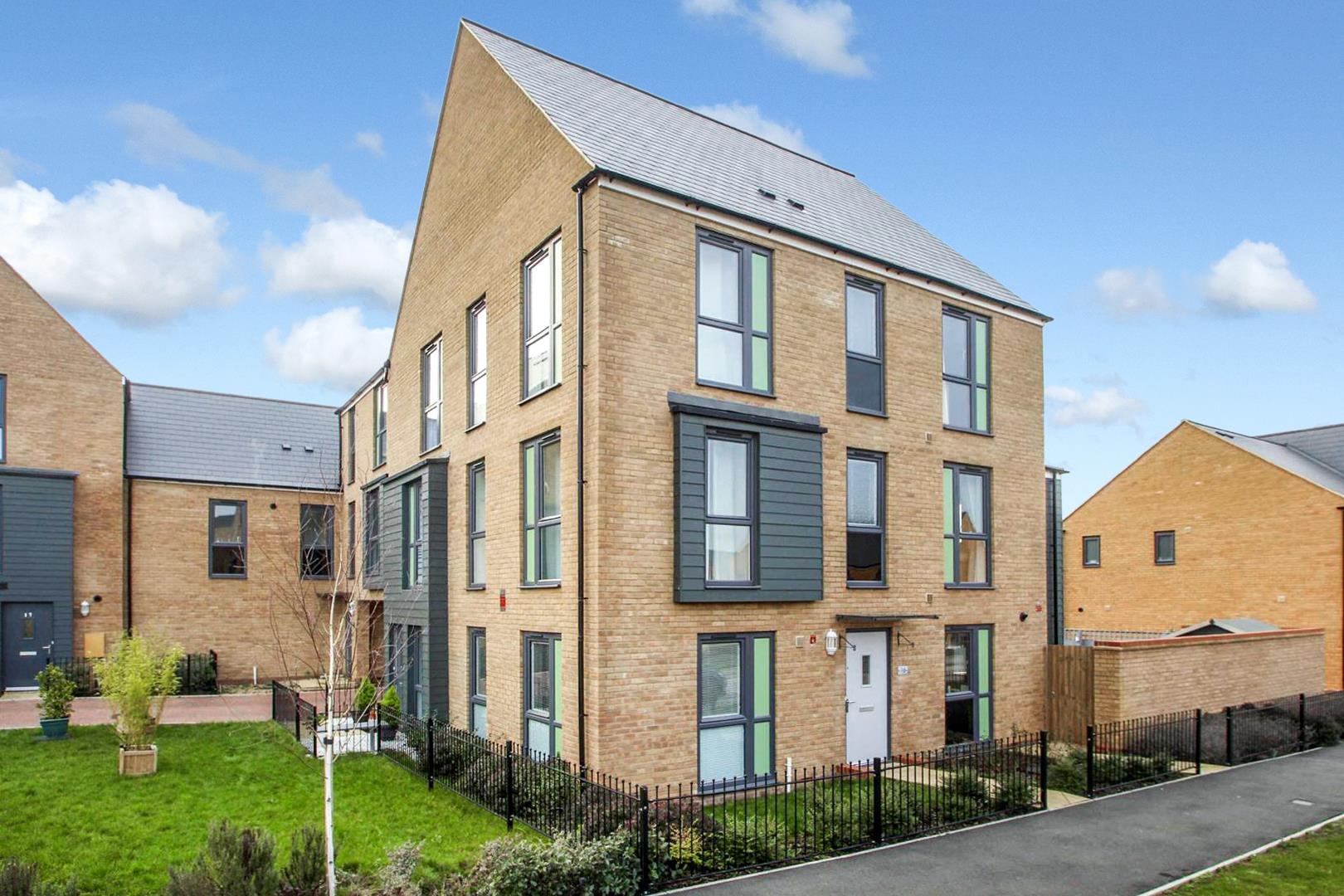 4 bed property in Holt Avenue, Milton Keynes
